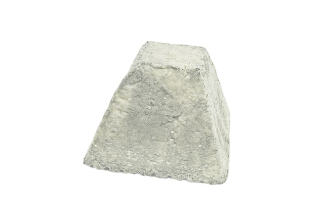 PYRAMIDE CHEVRE CENDREE